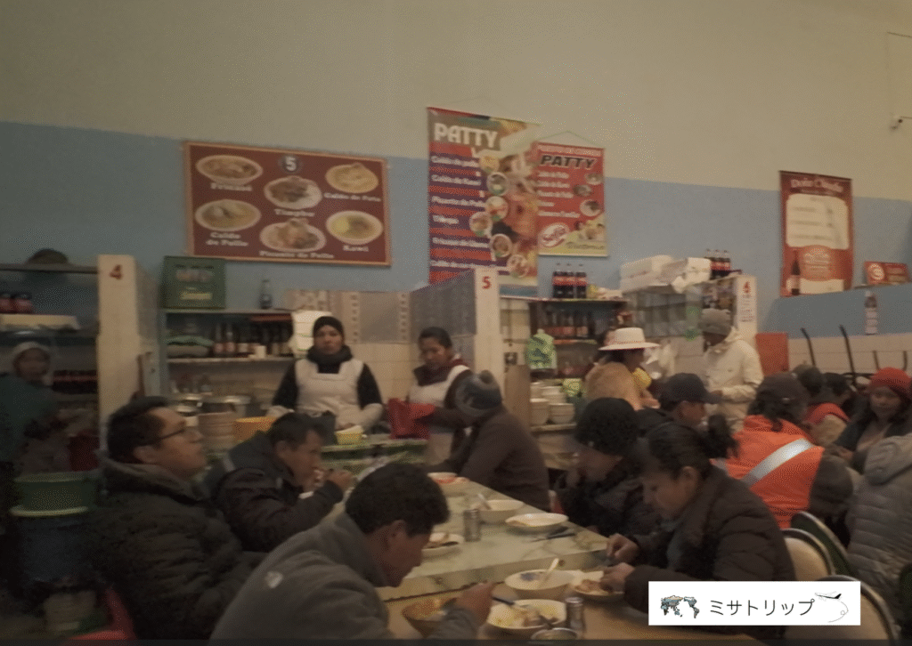 1階の食堂