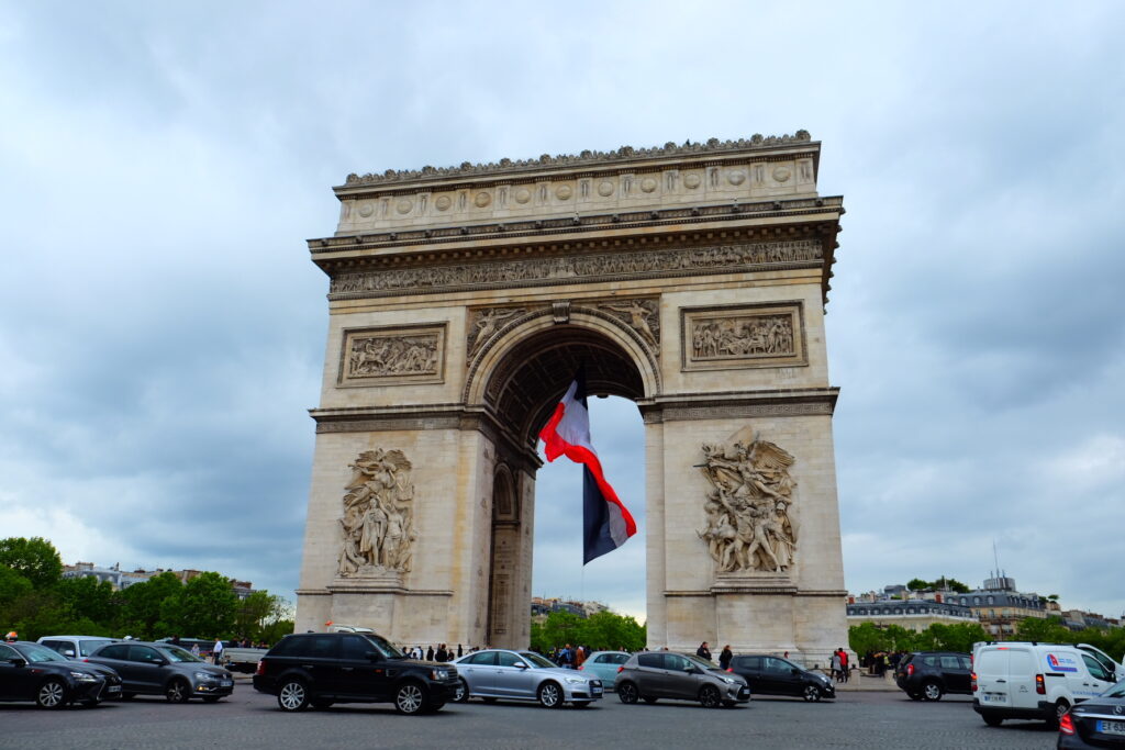 フランス・パリにある凱旋門